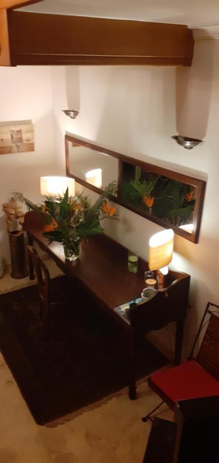 Chambre D'Hote Villa Maritampona アンツィラベ エクステリア 写真