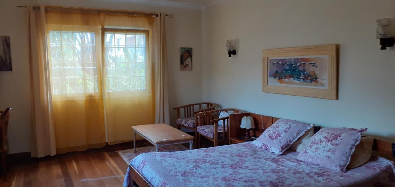 Chambre D'Hote Villa Maritampona アンツィラベ エクステリア 写真